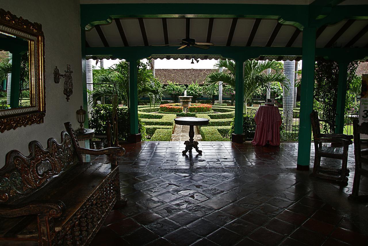 Hotel El Convento Leon Nicaragua Exterior photo