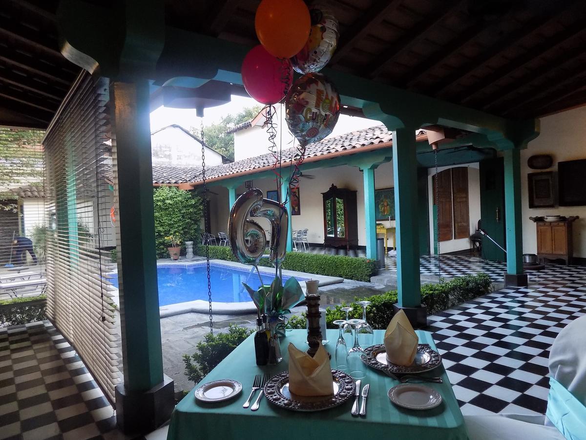 Hotel El Convento Leon Nicaragua Exterior photo