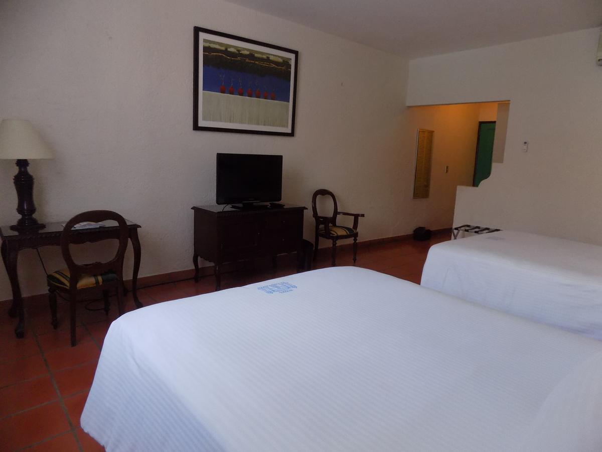 Hotel El Convento Leon Nicaragua Exterior photo