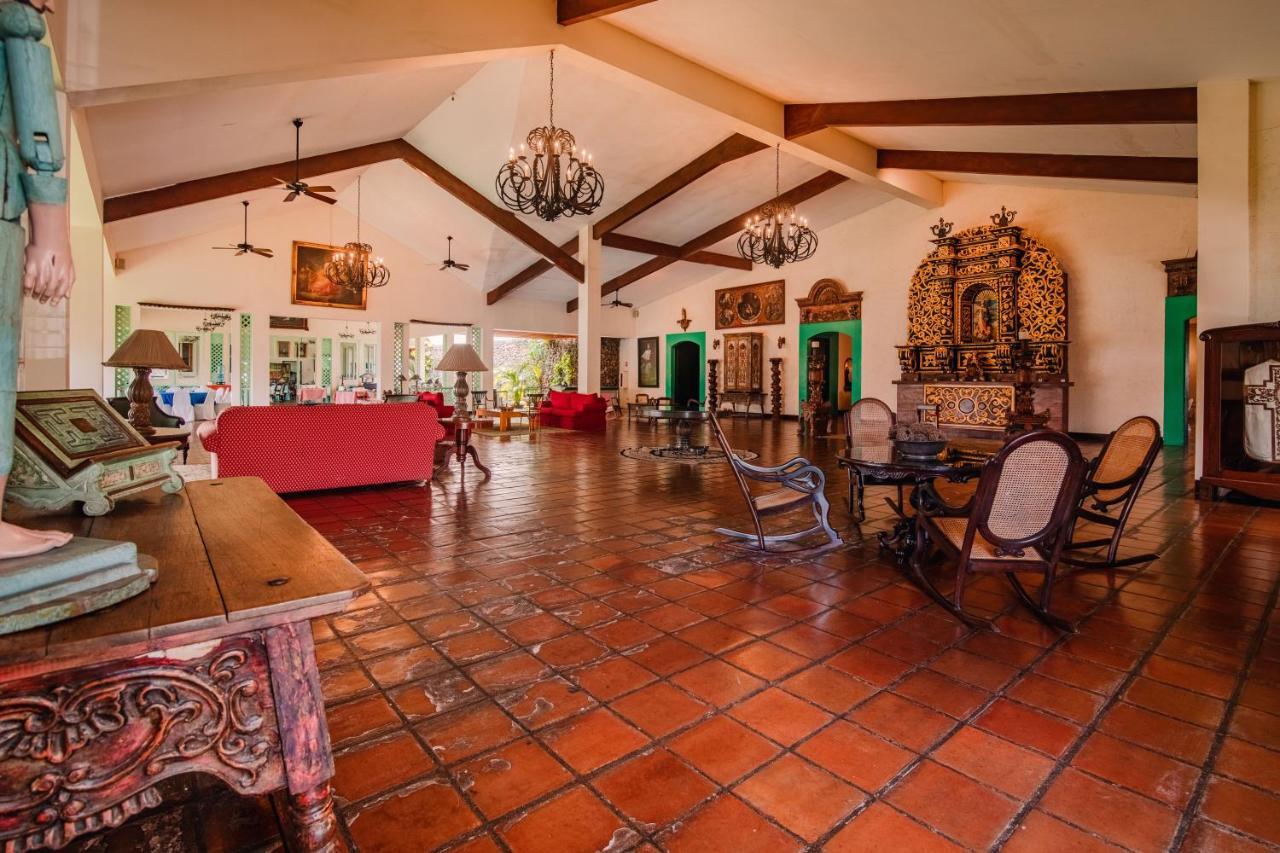Hotel El Convento Leon Nicaragua Exterior photo